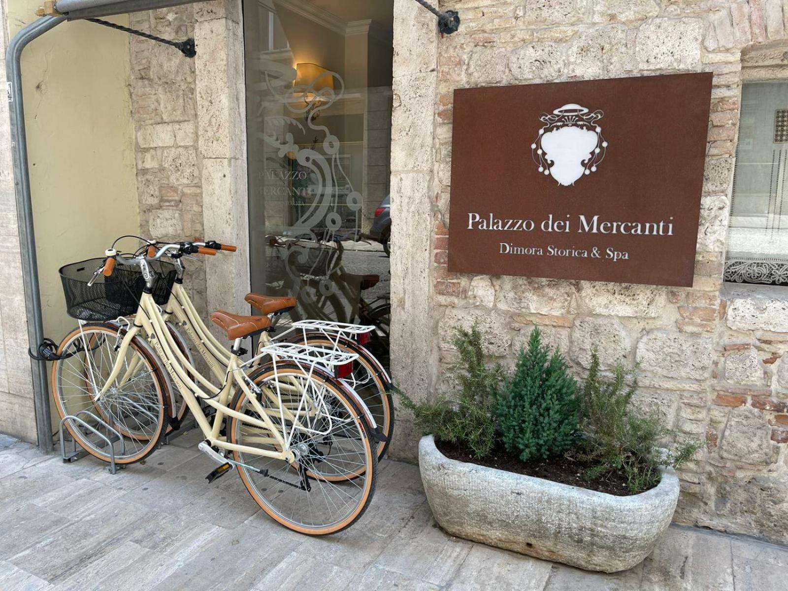 Palazzo Dei Mercanti - Dimora & Spa Hotel Ascoli Piceno Luaran gambar